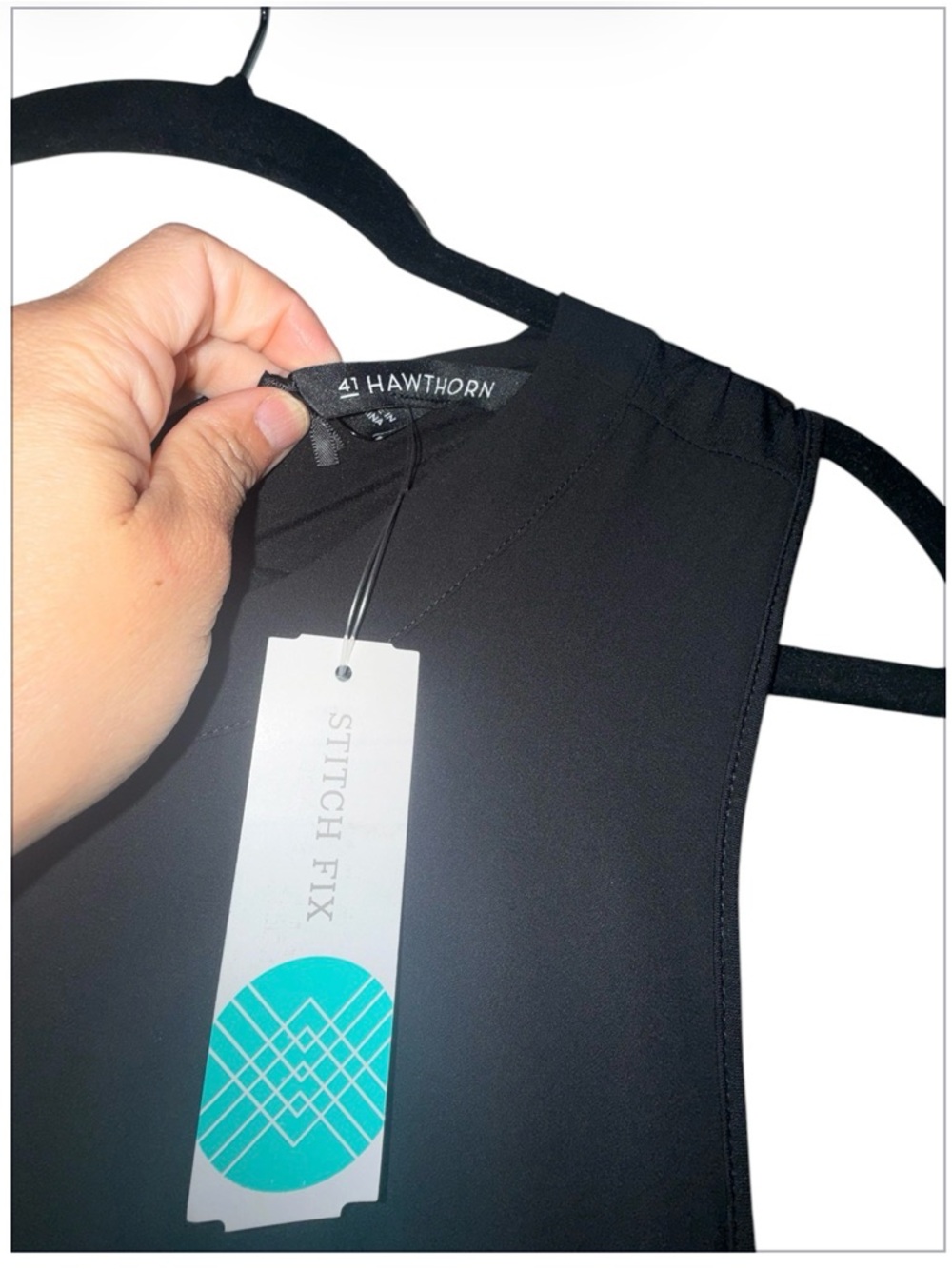 41 Hawthorn Black Sleeveless Twist-Front Camisole - Picture 4 of 7